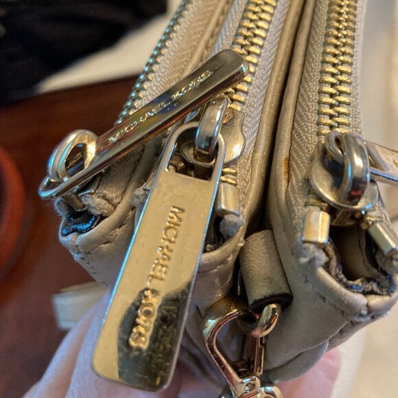 MICHAEL MICHAEL KORS LEATHER CROSSBODY BAG - Picture 5 of 7